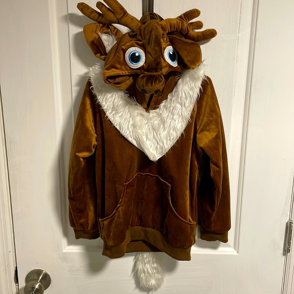 Deer sweater. Size 4-6